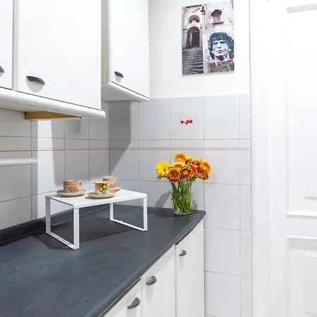Apartamento Bobbò House V Il Giardino A Santa Chiara Nápoles